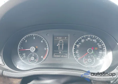 2015 Volkswagen Passat 2.0L Tdi Sel Premium z USA, uszkodzony, nr VIN 1VWCV7A30FC096829